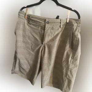 O’Neill Men’s shorts size 34